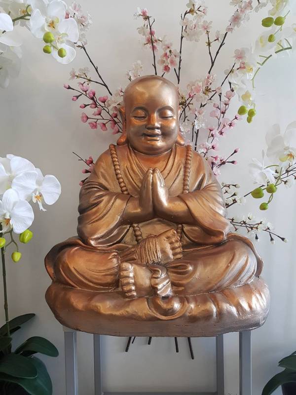 Statut de Bouddha assis couleur cuivre H53cm.